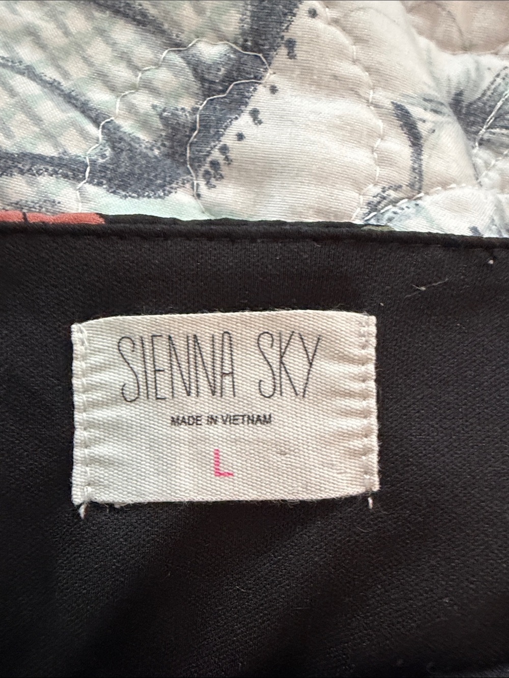 Sienna Sky Black Floral Cami w/ Pink Blooms crop top w/adjustable straps size L - Picture 4 of 8